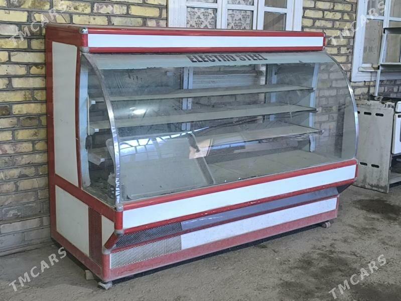 Witrina haladelnik - Çärjew - img 1