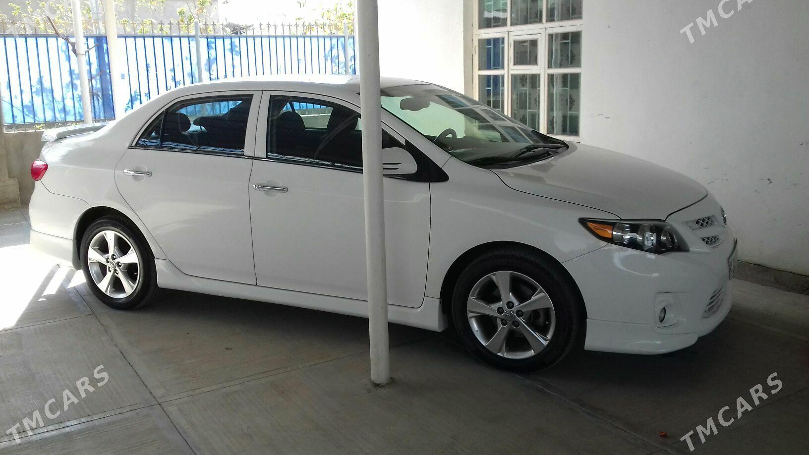 Toyota Corolla 2011 - 185 000 TMT - Гёкдепе - img 1