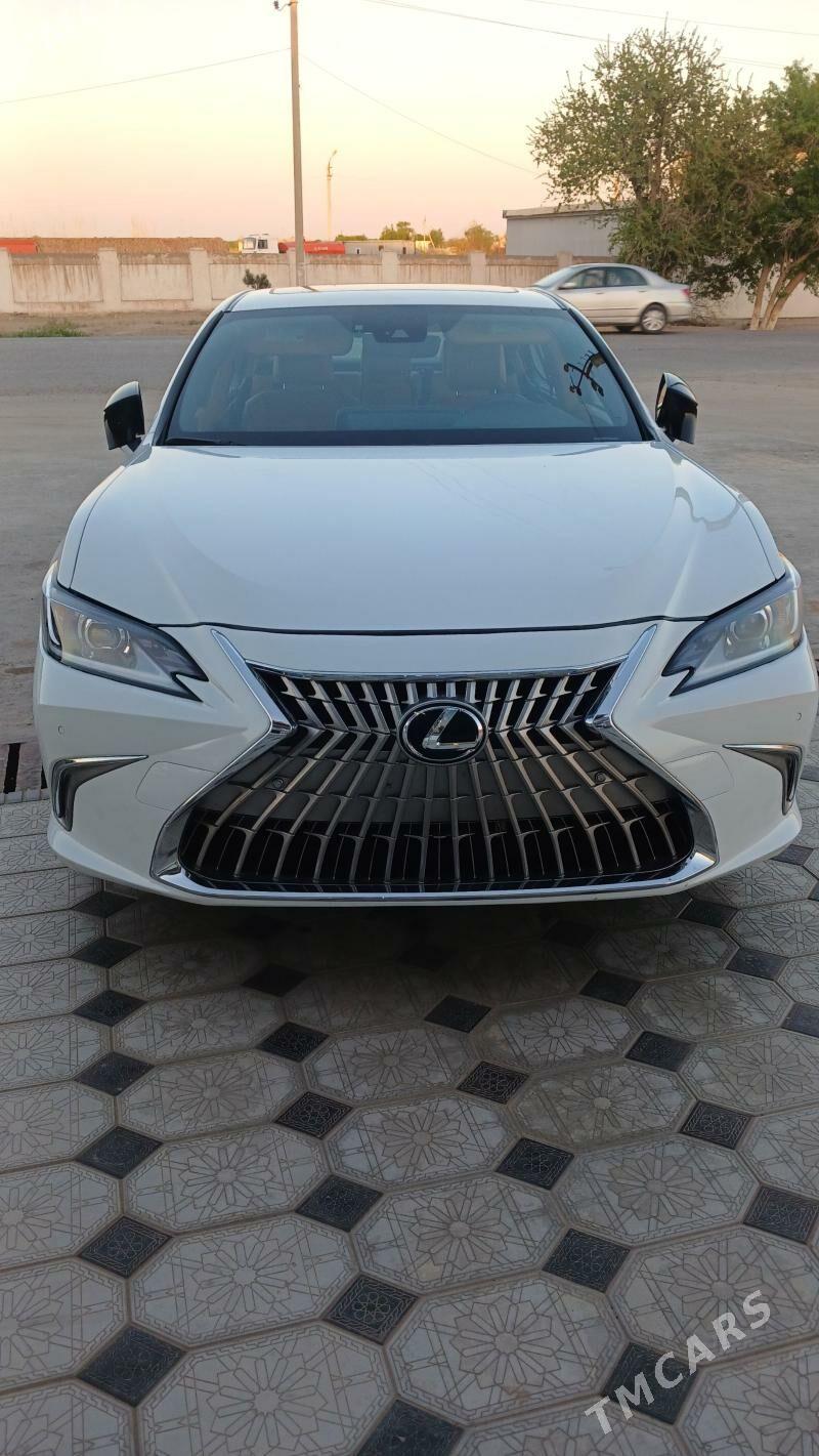 Lexus ES 350 2023 - 550 000 TMT - Мары - img 1