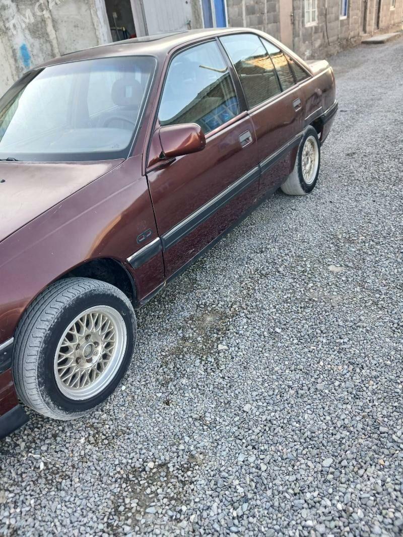 Opel Omega 1990 - 25 000 TMT - Бахарден - img 1
