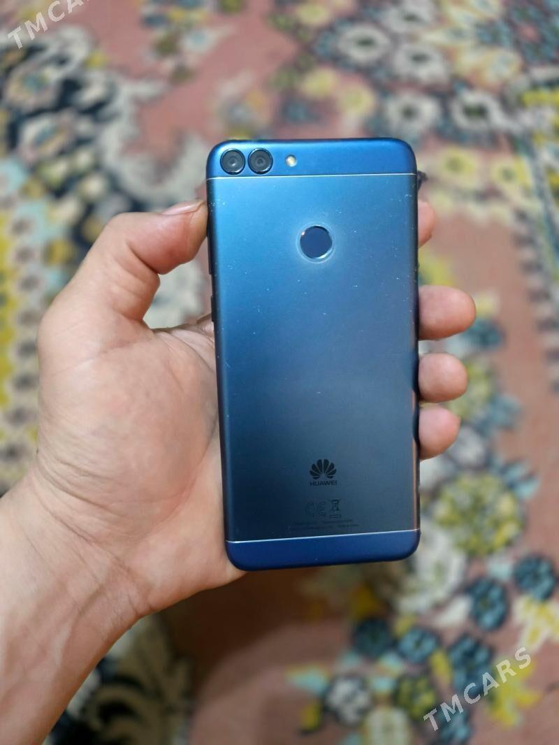 Huawei P smart - Parahat 7 - img 1