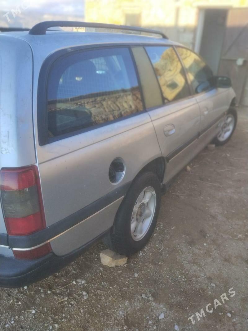 Opel Omega 1998 - 20 000 TMT - Balkanabat - img 1