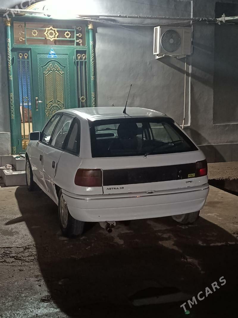 Opel Astra 1993 - 32 000 TMT - Шабатский этрап - img 1