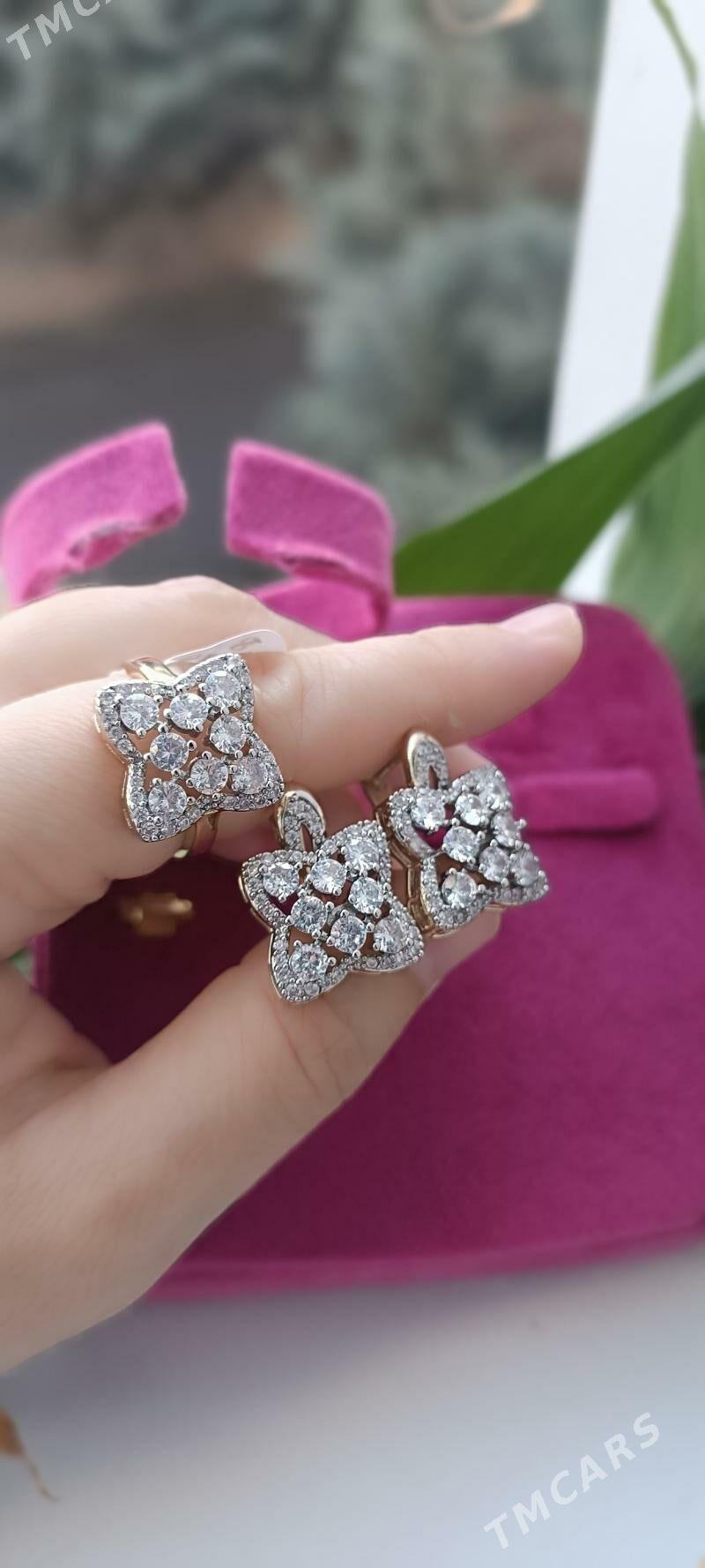 Buziterya gyzyla kopya - Ашхабад - img 1