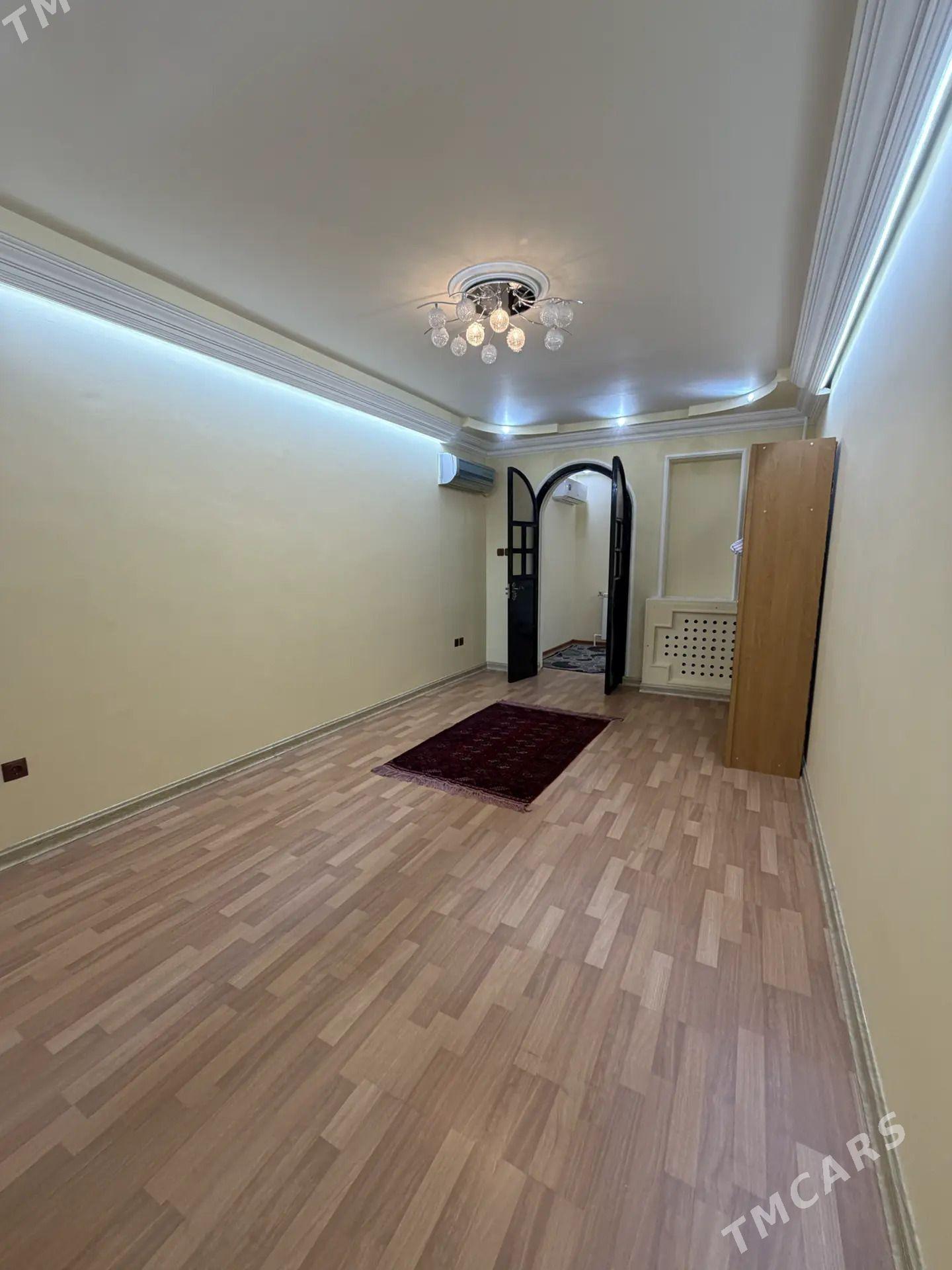 Satlyk jay 4mkr  1 etaž - 4 мкр - img 1