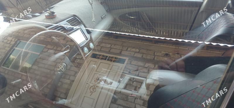 Toyota Camry 2011 - 160 000 TMT - Берекет - img 1