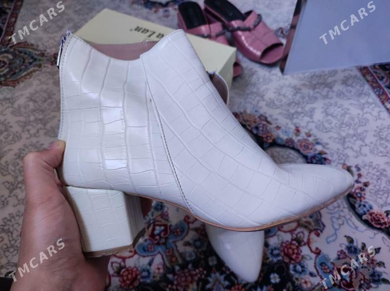 Adikler - Büzmeýin - img 1