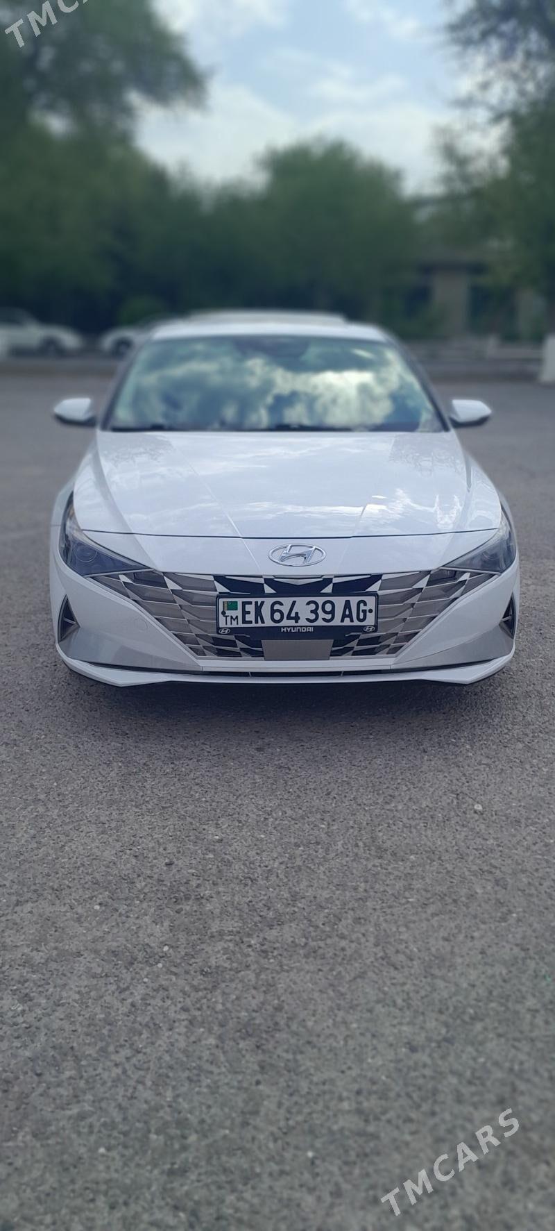 Hyundai Elantra 2022 - 280 000 TMT - 30 мкр - img 1