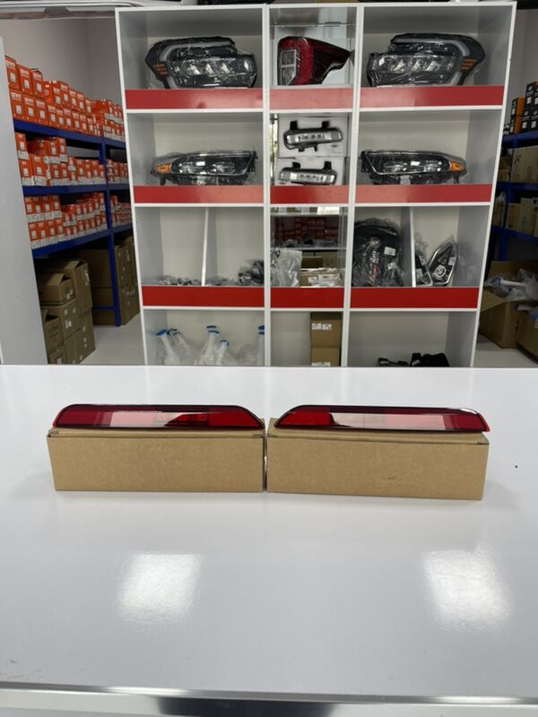 Oteržatel Ford Explorer 20-22 1 TMT - Aşgabat - img 1