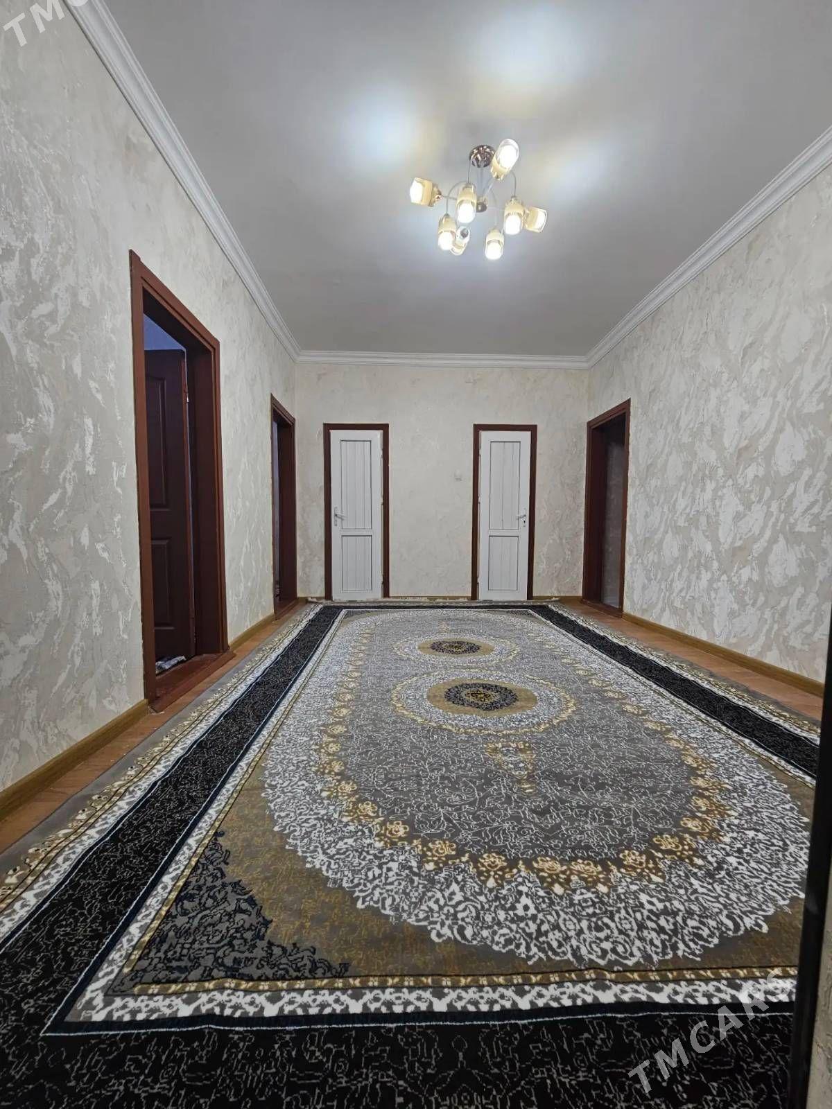 ipoteka mir 7/2 4 kom eyesi - Мир 7 - img 1