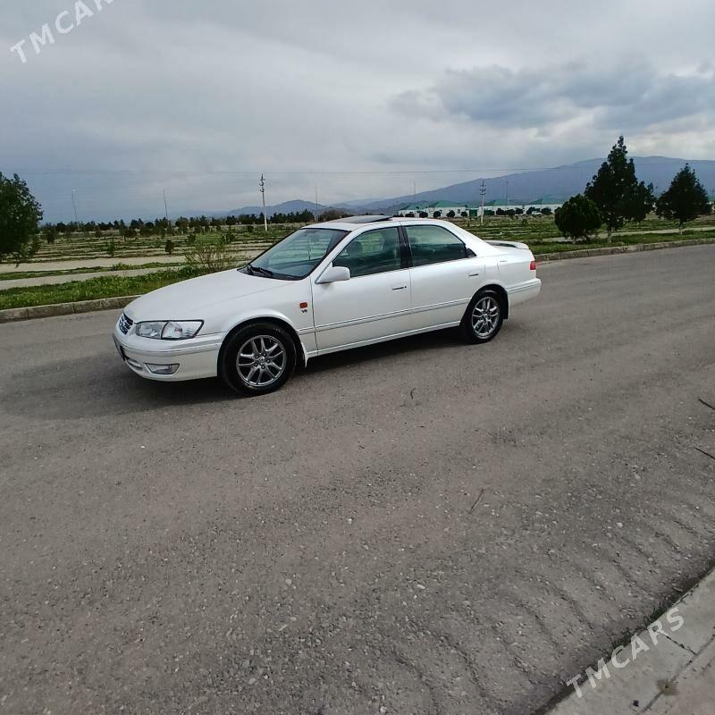 Toyota Camry 2001 - 170 000 TMT - Bäherden - img 1