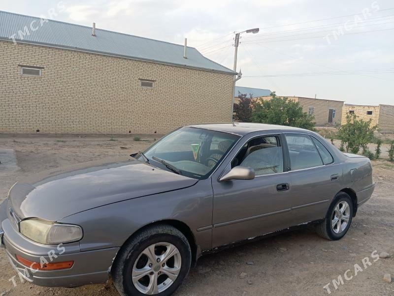 Toyota Camry 1992 - 85 000 TMT - Байрамали - img 1