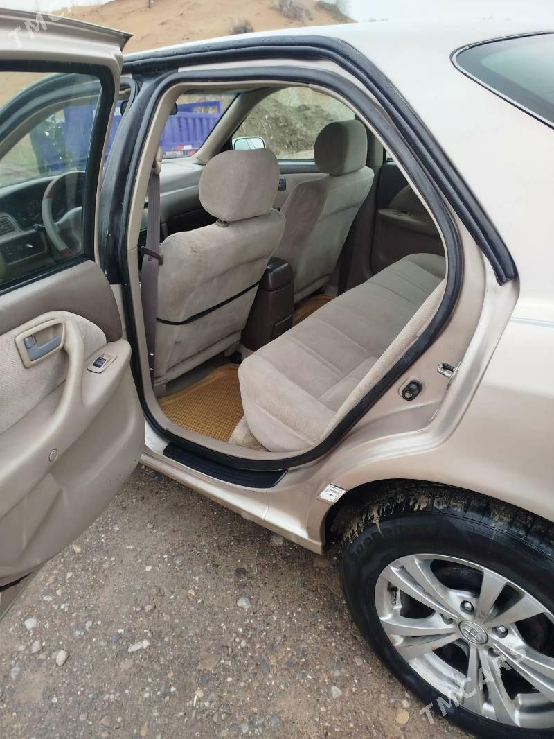 Toyota Camry 2000 - 143 000 TMT - Ýolöten - img 1