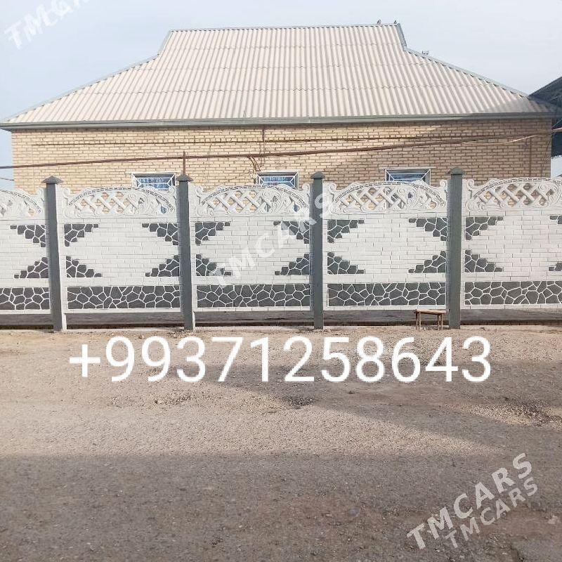 beton zabor - Mary - img 1