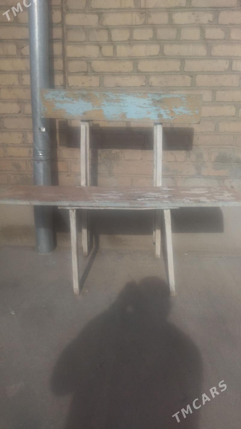 Oturgyç - Дянев - img 1