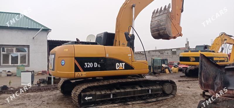 Caterpillar 320 Series 2014 - 1 200 000 TMT - Büzmeýin - img 1