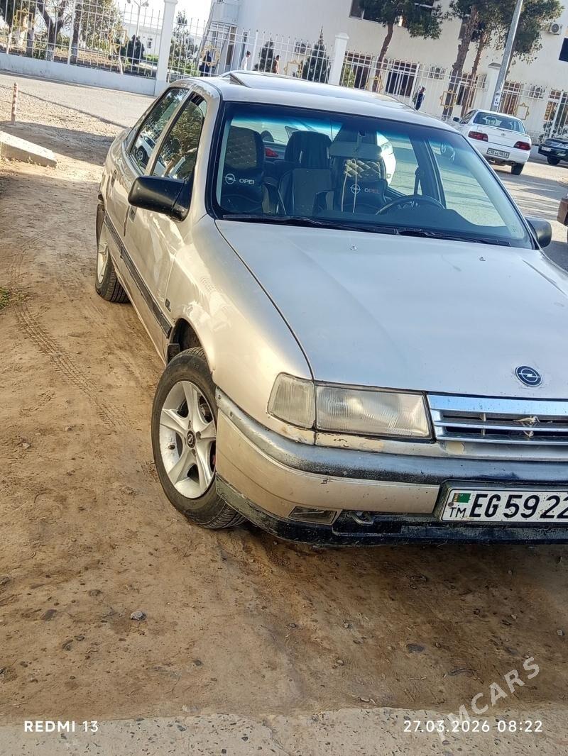 Opel Vectra 1992 - 55 000 TMT - Фарап - img 1