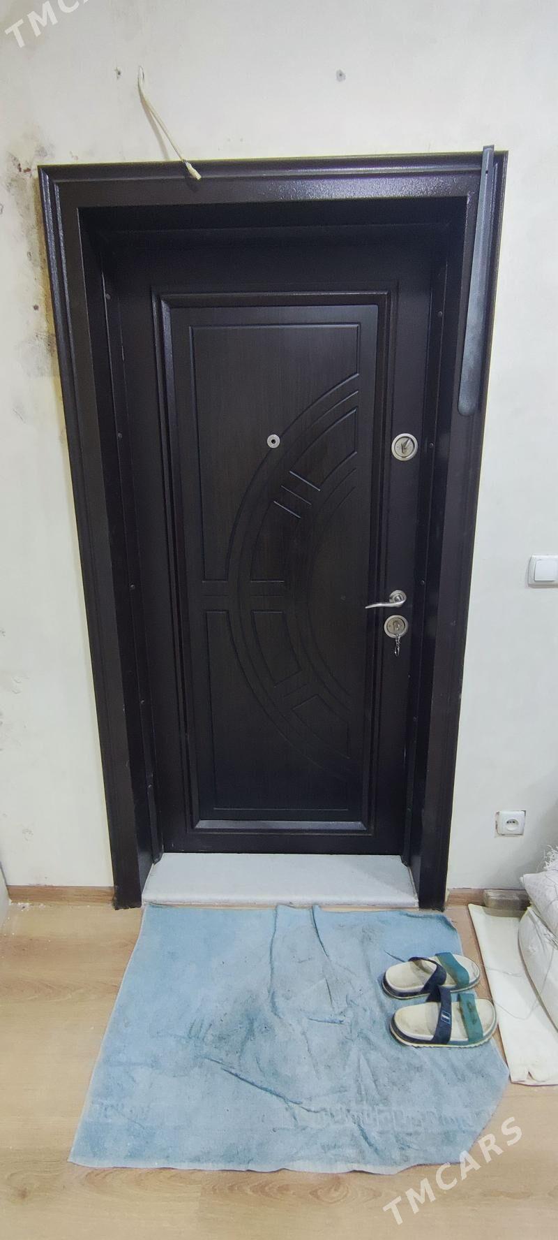 Daşky gapy - Aşgabat - img 1