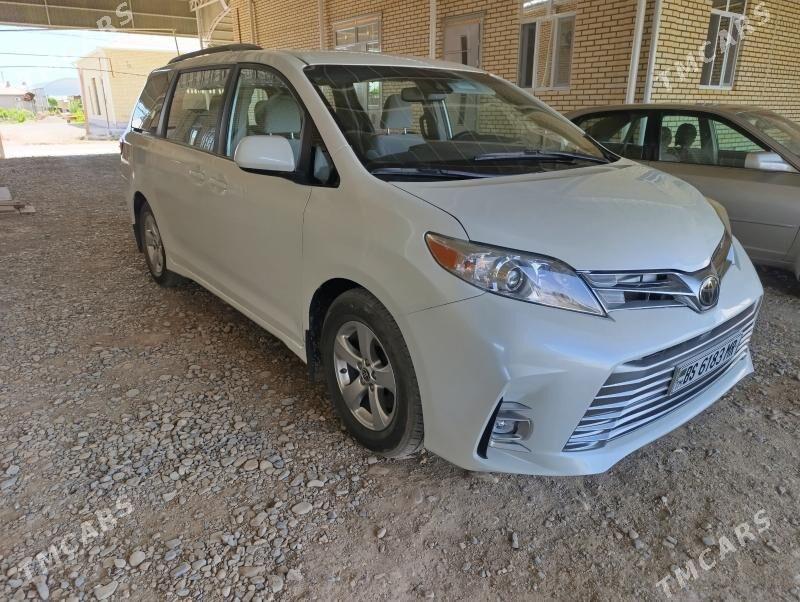 Toyota Sienna 2019 - 400 000 TMT - Мары - img 1