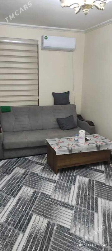 30Мкр 1/2Комнаты - Ашхабад - img 1