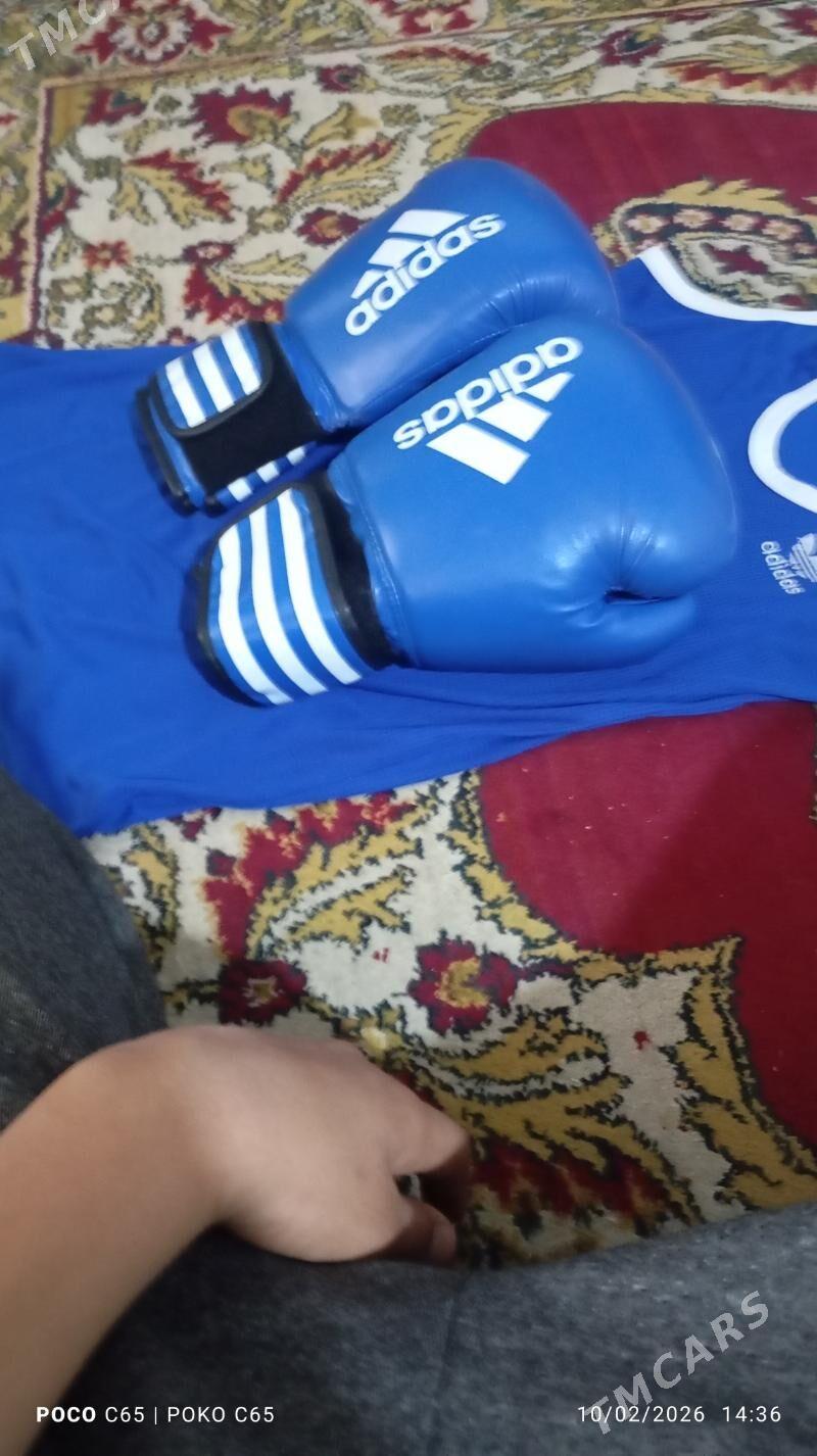 boks ešik - Мары - img 1