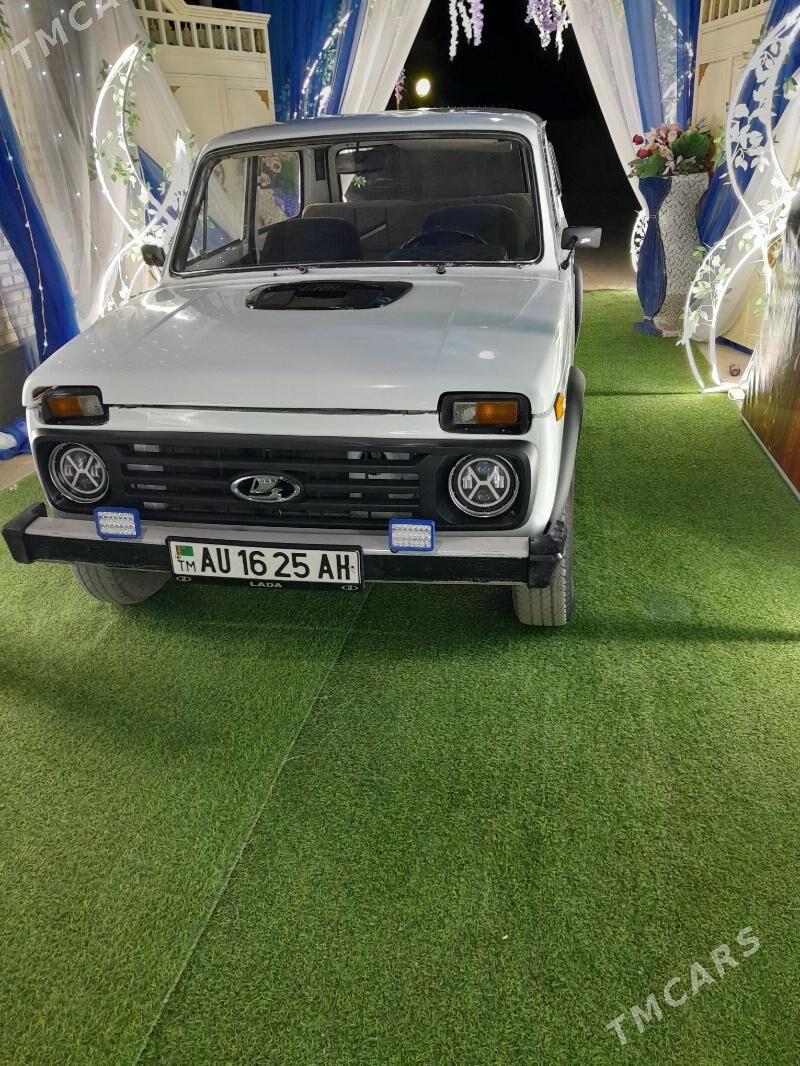 Lada Niva 1991 - 45 000 TMT - Кака - img 1