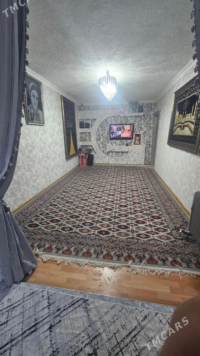 11 mkr 1kom 3 edilen - 11 мкр - img 1