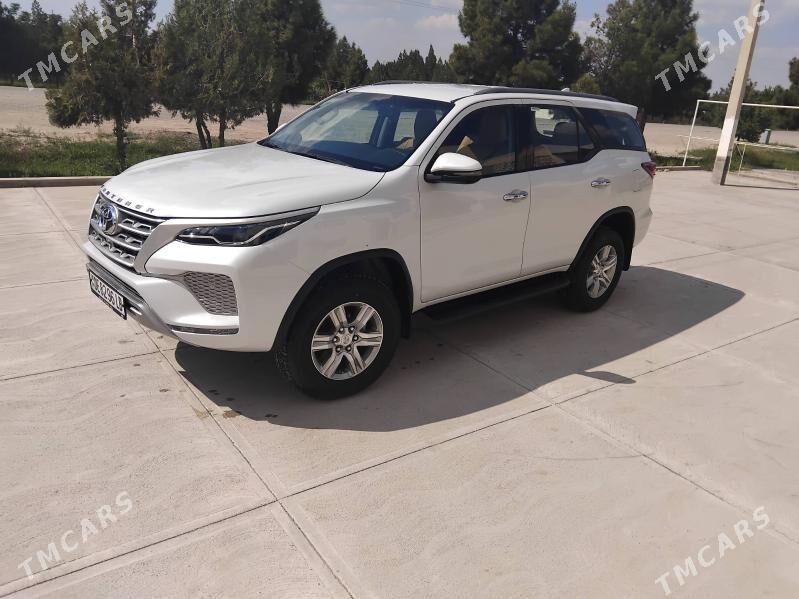 Toyota Fortuner 2024 - 680 000 TMT - Керки - img 1