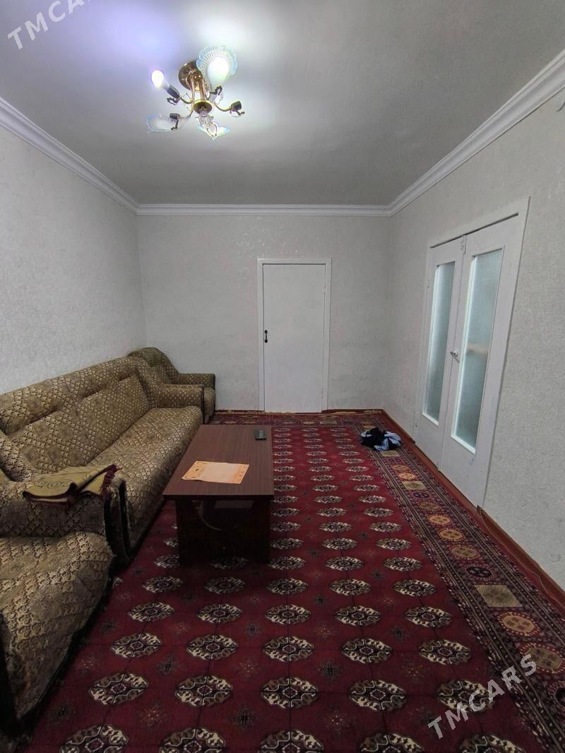 Arenda jaýPerwi maý 2-komnat - Ашхабад - img 1