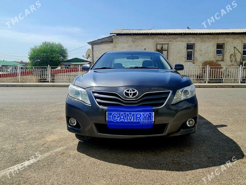 Toyota Camry 2010 - 190 000 TMT - Мары - img 1