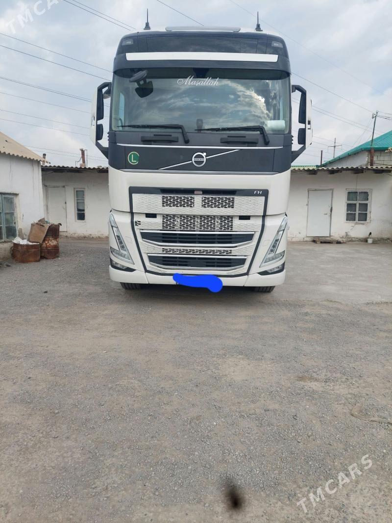 Volvo FH 480 2021 - 1 465 500 TMT - Garadamak - img 1