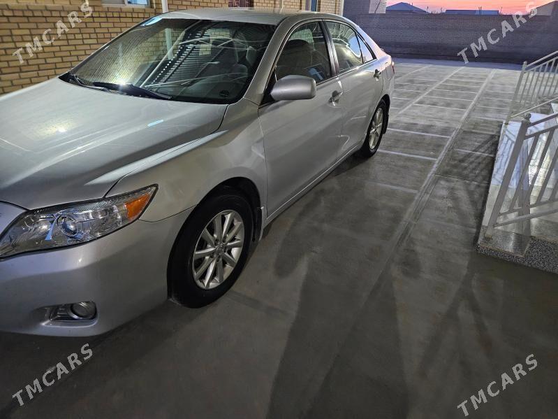 Toyota Camry 2010 - 205 000 TMT - Байрамали - img 1