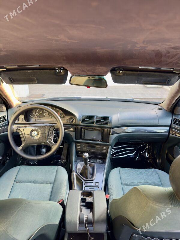 BMW E39 1999 - 118 000 TMT - Balkanabat - img 1