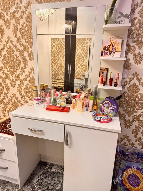 трюмо\ зеркало - 10 мкр - img 1