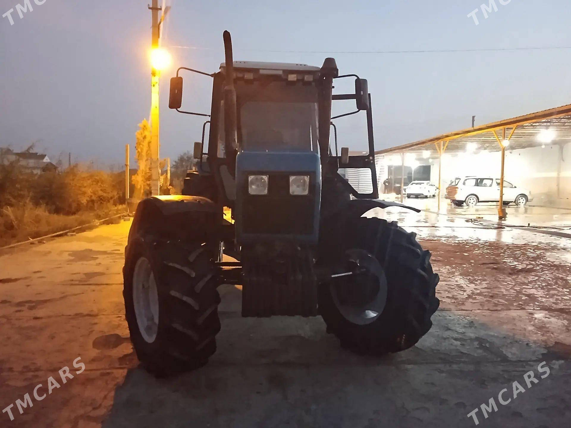 MTZ 82 2007 - 300 000 TMT - Wekilbazar - img 1