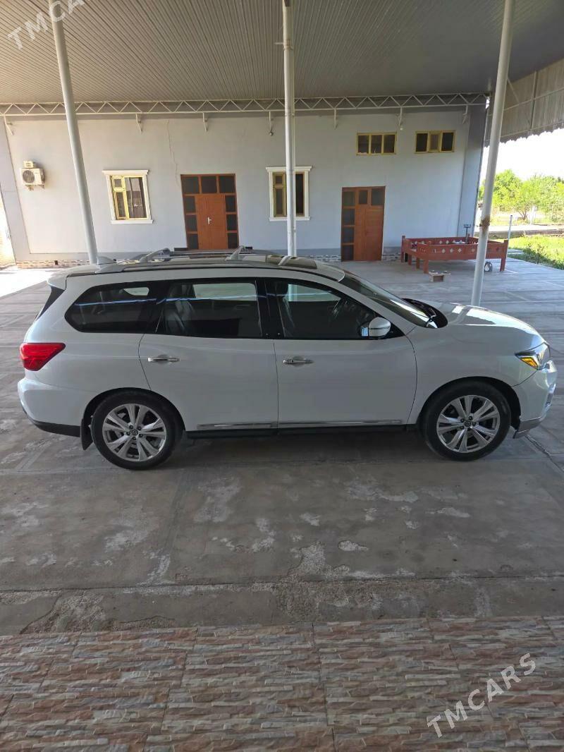 Nissan Pathfinder 2020 - 340 000 TMT - Мургап - img 1