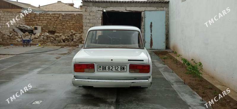 Lada 2107 2000 - 35 000 TMT - Balkanabat - img 1