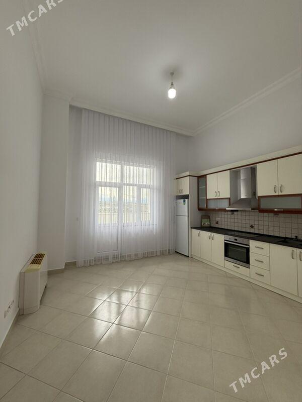 Chehow elitka 3 kom 11 etaj - Ашхабад - img 1