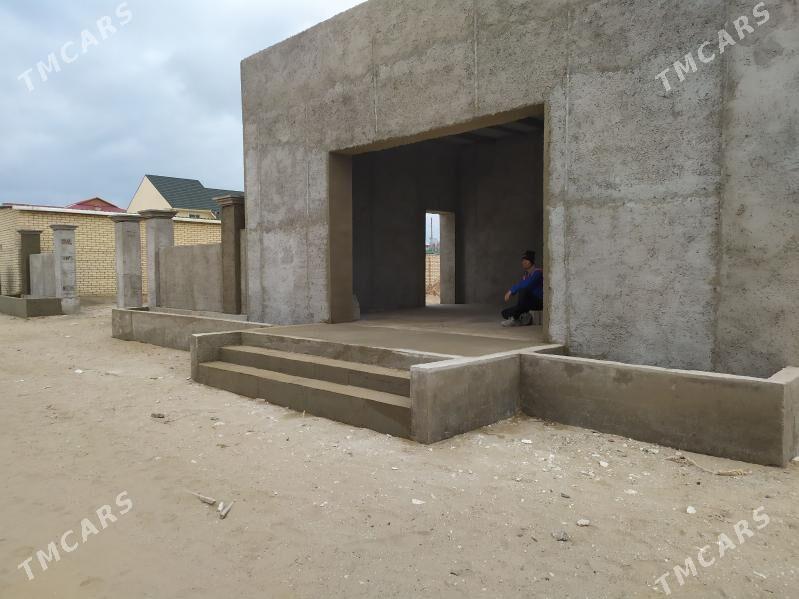 Satlyk yer - Хазар - img 1