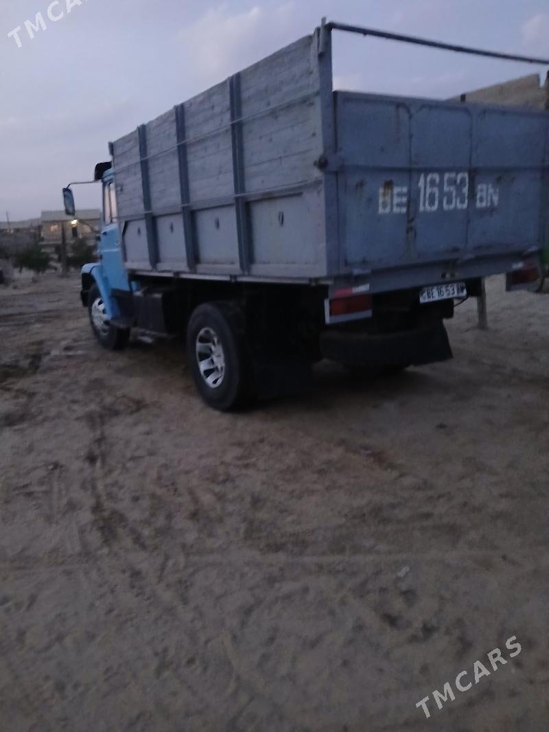 Zil 130 1993 - 50 000 TMT - Etrek - img 1