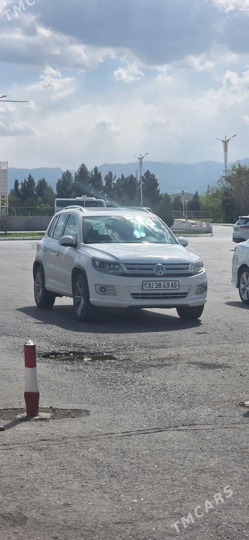 Volkswagen Tiguan 2013 - 239 000 TMT - ул. Чехова - Элитки (А.Ниязов шаёлы) - img 1