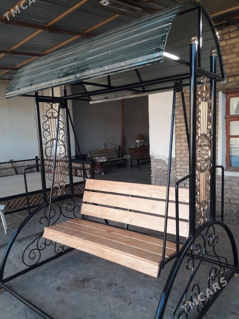 качели - Туркменабат - img 1