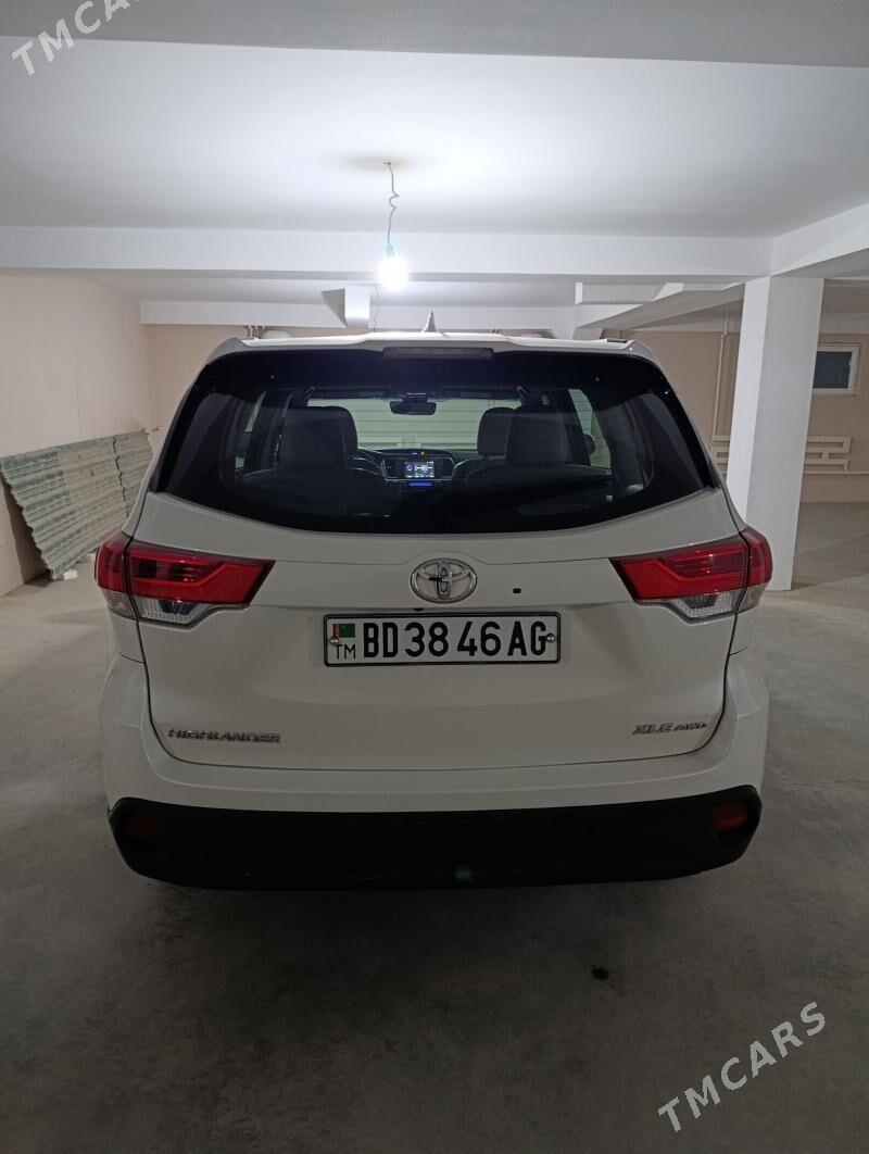 Toyota Highlander 2019 - 470 000 TMT - Ашхабад - img 1