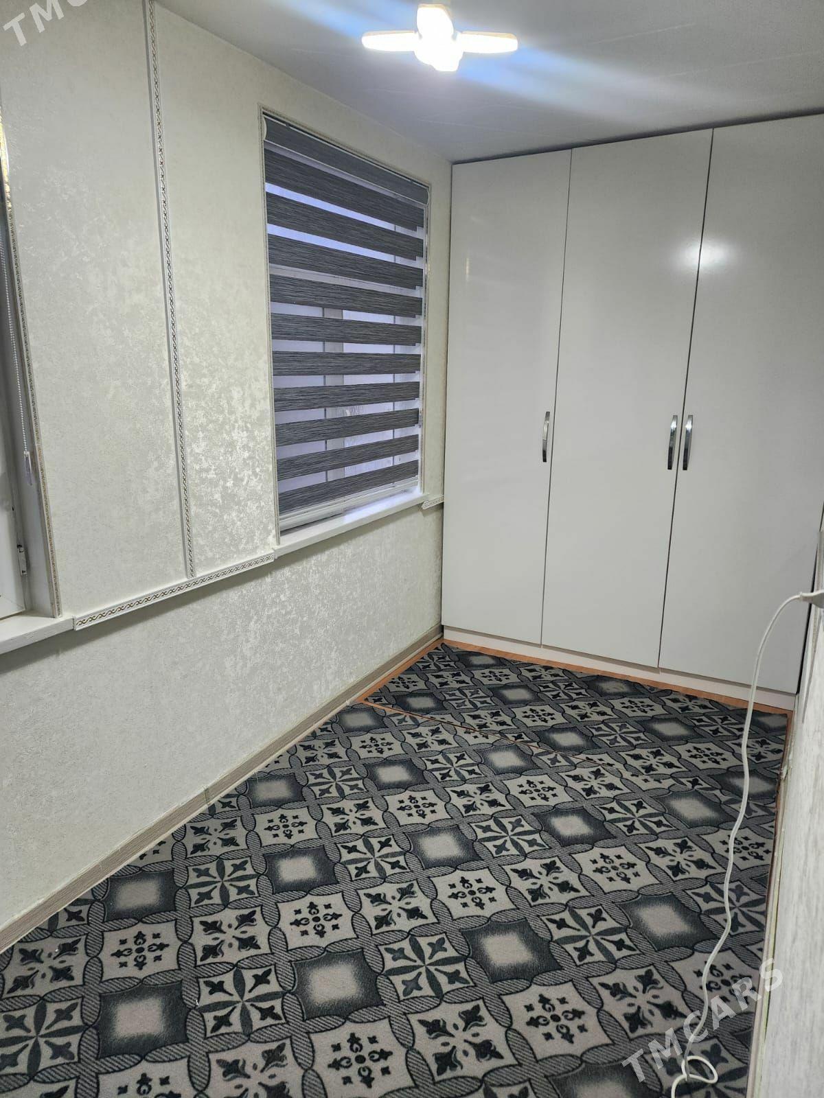 11 mkr - 11 mkr - img 1