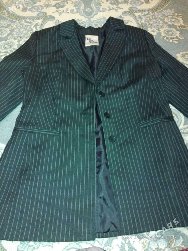 Kostyum - 30 мкр - img 1