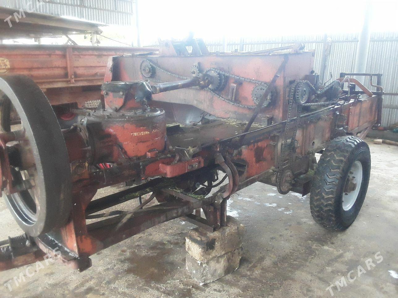 MTZ 80 2000 - 38 000 TMT - Babadaýhan - img 1