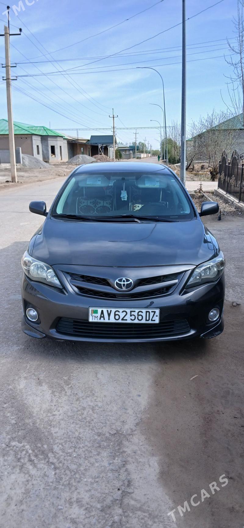 Toyota Corolla 2011 - 160 000 TMT - Дашогуз - img 1