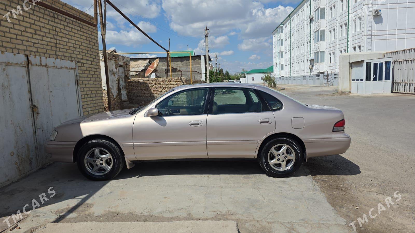 Toyota Avalon 1997 - 185 000 TMT - Байрамали - img 1
