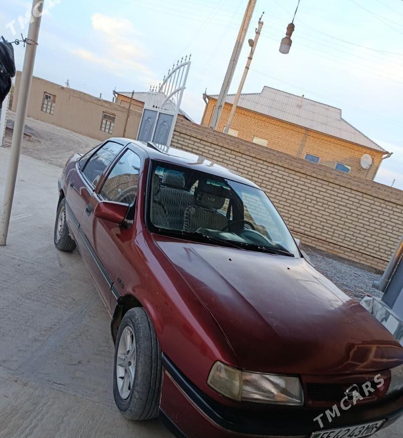Opel Vectra 1992 - 35 000 TMT - Wekilbazar - img 1
