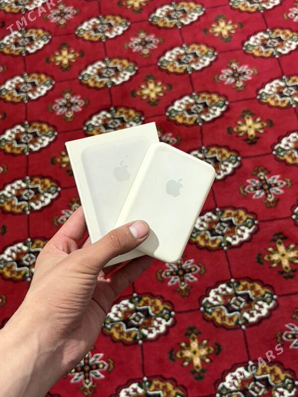 Magsafe - Mary - img 1